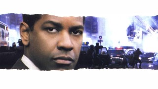 Кадр з фільму Облога