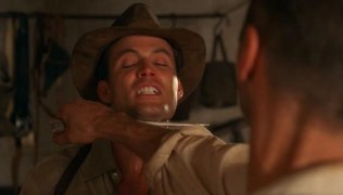 Кадр з фільму Прокляття фараона Тута