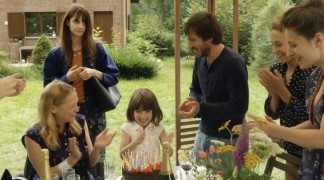 Кадр з фільму Слон і метелик