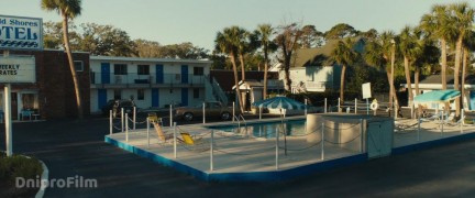 Кадр з фільму Ґальвестон