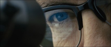 Кадр з фільму Вціліла