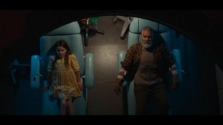 Кадр з фільму Опівнічне небо