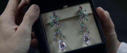 Кадр з фільму Винесені з моря