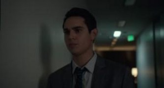 Кадр з фільму Небезпечно для роботи