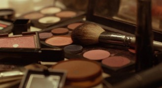 Кадр з фільму Полуденна насолода