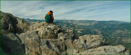 Кадр з фільму Мертві землі