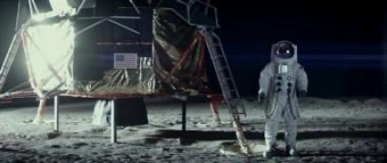 Кадр з фільму Місячна афера