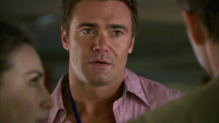 Кадр з фільму Дипломат