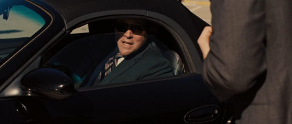 Кадр з фільму Люди як ми