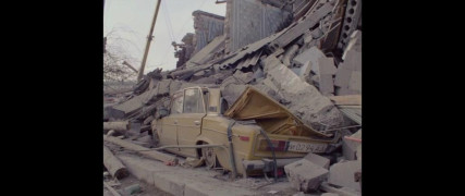 Кадр з фільму Месьє Азнавур