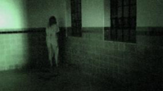 Кадр з фільму Шукачі могил