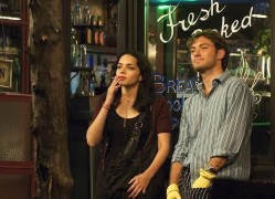 Кадр з фільму Мої чорничні ночі