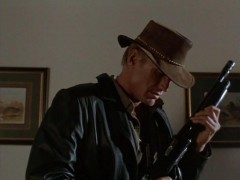 Кадр з фільму Чистильник