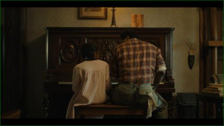 Кадр з фільму Урок фортепіано