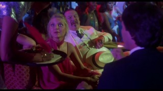 Кадр з фільму Чарлі Чан і прокляття королеви драконів