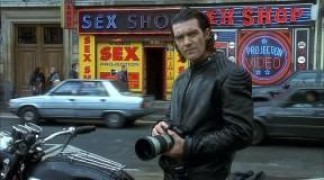 Кадр з фільму Фатальна жінка