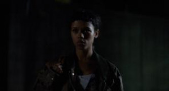 Кадр з фільму Разом з кістками