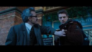 Кадр з фільму Магічні двері