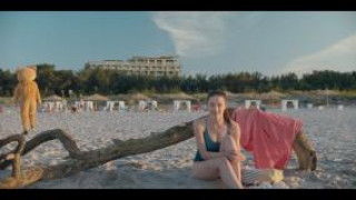 Кадр з фільму Проти вітру