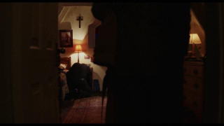 Кадр з фільму Ножі наголо: Прокинься, покійнику