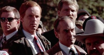 Кадр з фільму Зрада