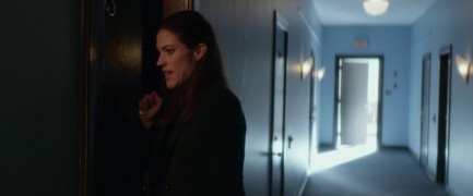 Кадр з фільму Закатати в асфальт