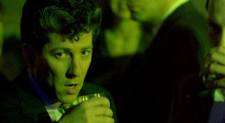 Кадр з фільму Удар по системі