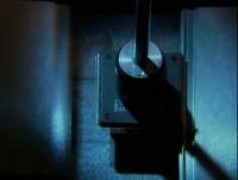 Кадр з фільму Новий світовий безлад