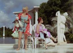 Кадр з фільму Не кажучи вже про всіх цих жінок