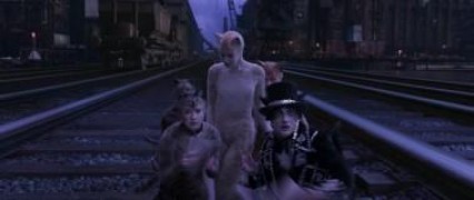 Кадр з фільму Кішки