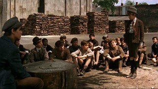 Кадр з фільму Хлопчаки з вулиці Пала (Хлопці з вулиці Пала)