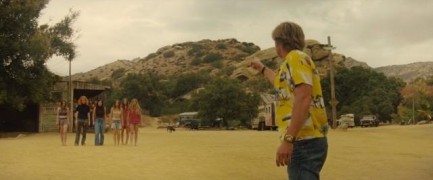 Кадр з фільму Одного разу в... Голлівуді