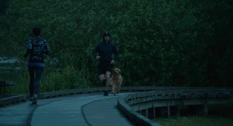 Кадр з фільму Очима собаки