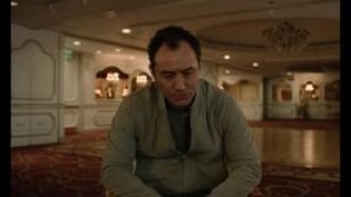 Кадр з фільму Вокс Люкс