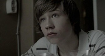 Кадр з фільму Жорстокий