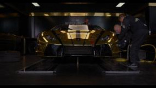 Кадр з фільму Ґран Туризмо