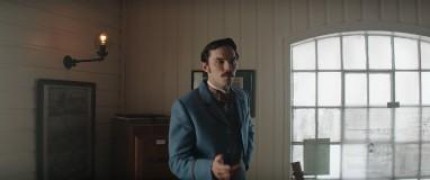 Кадр з фільму Війна струмів