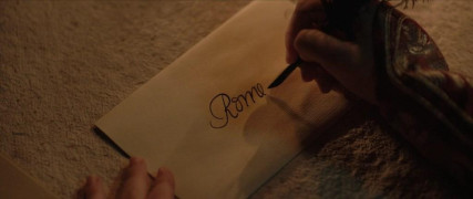 Кадр з фільму Розаліна