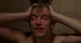 Кадр з фільму У готичному стилі