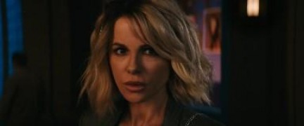 Кадр з фільму Красуня на драйві