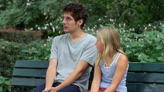 Кадр з фільму Аманда