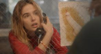 Кадр з фільму Квітка