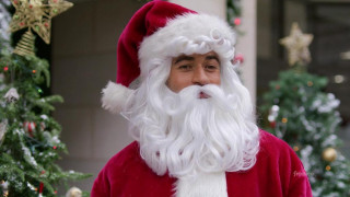 Кадр з фільму Готель на свята