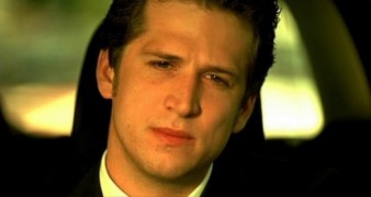 Кадр з фільму Дитячі ігри (Закохайся в мене, якщо наважишся)