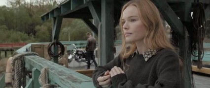 Кадр з фільму Життя на межі