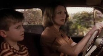 Кадр з фільму Години