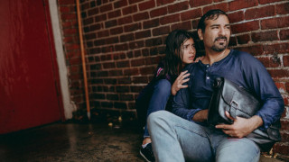 Кадр з фільму Вполювати свідка