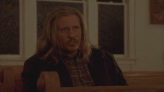 Кадр з фільму Людина-личинка