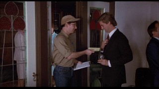 Кадр з фільму Магазин бікіні