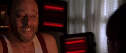 Кадр з фільму Місце на цвинтарі